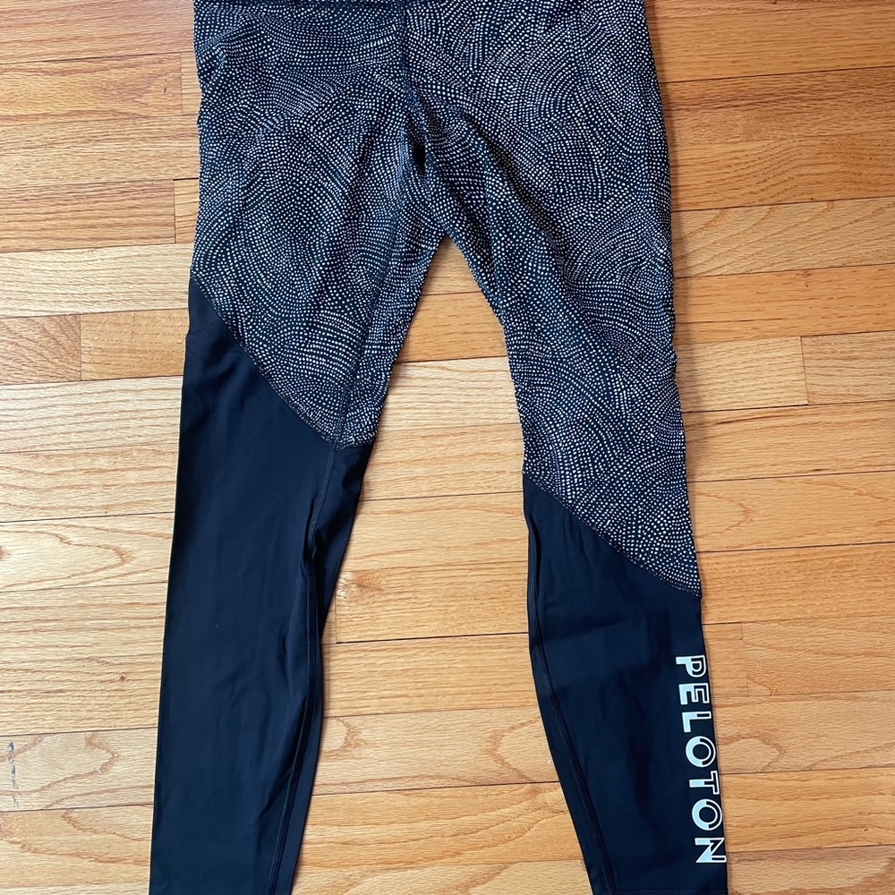 Lululemon for Peloton leggings. Like new. Never put in dryer and worn rarely
